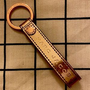 Marc Jacobs Rose Gold Key Fob Keychain 🔑